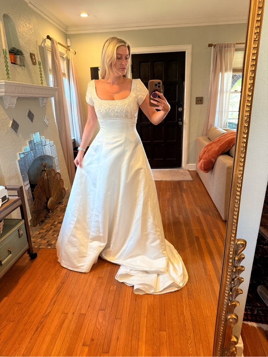 Jasmine Dresses & Skirts - Jasmine White Satin A-Line Wedding Dress with Lace Bodice